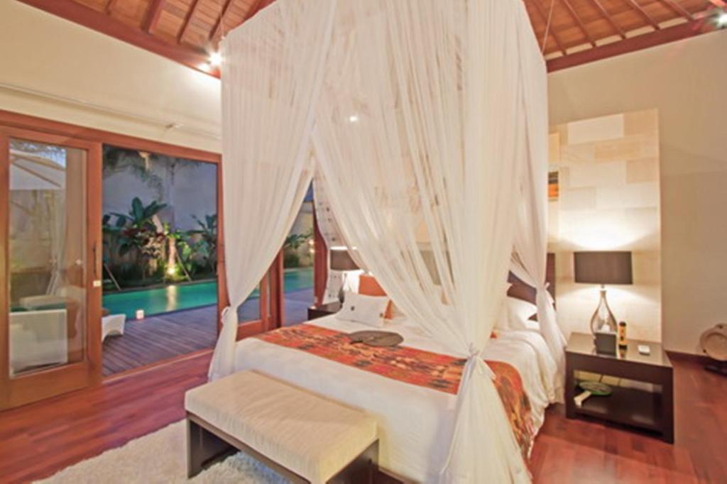 Arwana Estate Villa Seminyak  Luaran gambar